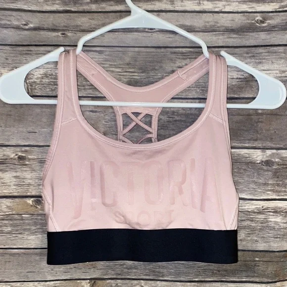 Victoria’s Secret The Player Victoria Sport bra - Picture 1 of 3